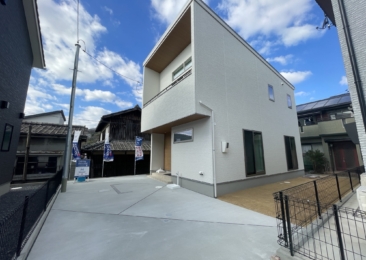 分譲中のNEXSIA 外観